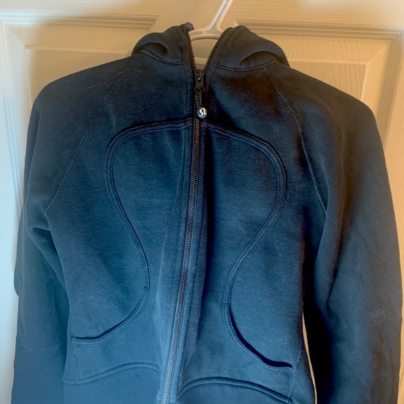 Lululemon Sweater - Picture 2 of 3